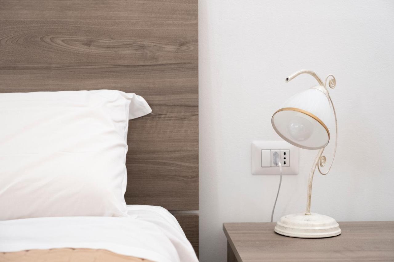 Domus Regina Carmela Apartment Monopoli Luaran gambar